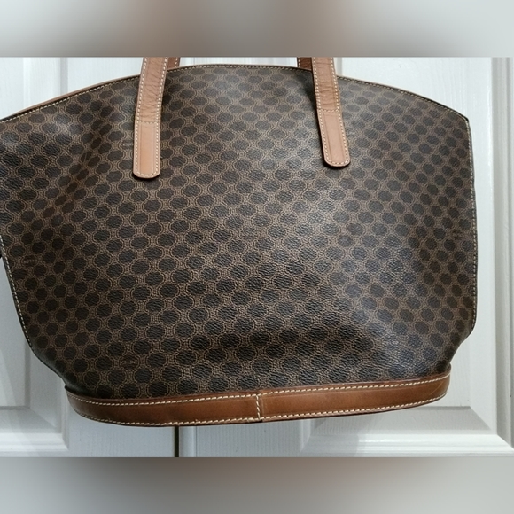 Celine Macadam Shoulder Bag - Picture 4 of 16